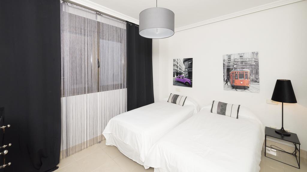 Wootravelling Plaza De Oriente Homtels Apartman Madrid Kültér fotó